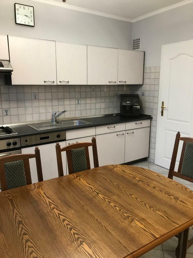Gabor Pal 1 Apartman 2 Szoba Dunafoldvar 外观 照片